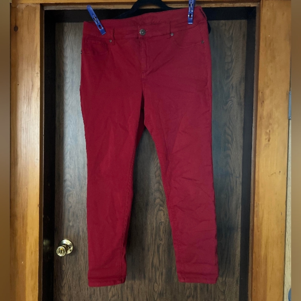 COPY - Maurices 18 short. DenimFlex™ plus size jegging in red